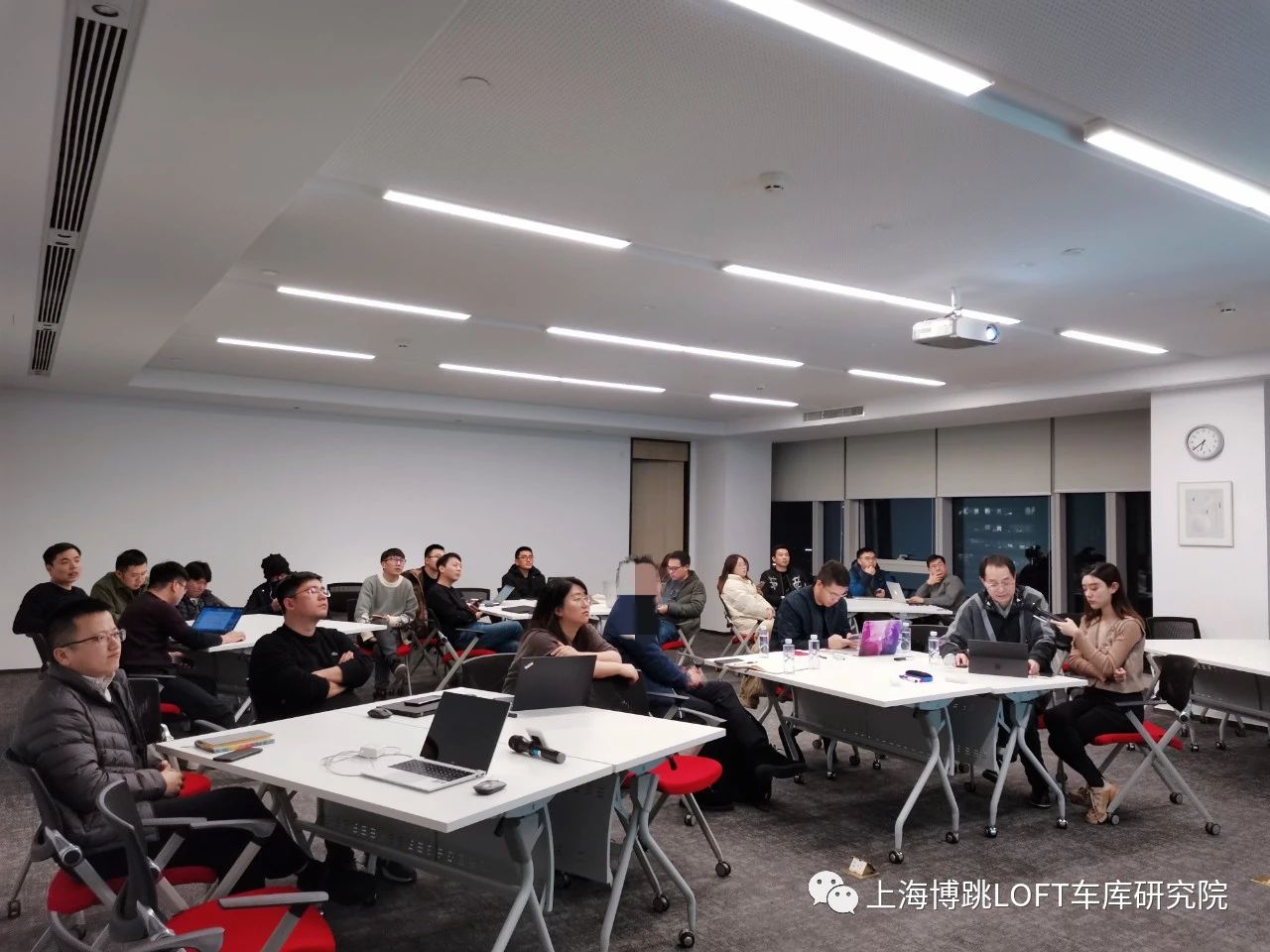 龙潭杭州LOFT车库专题会