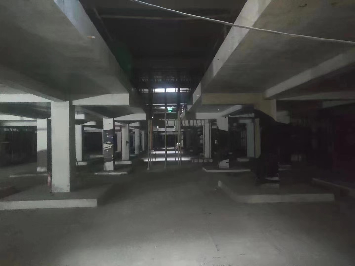 龙潭山东又一个上海博普LOFT车库拔地而起